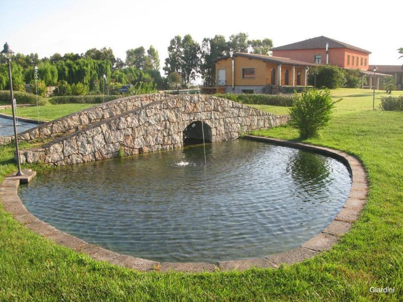 Janas Country Resort Mores Exteriör bild